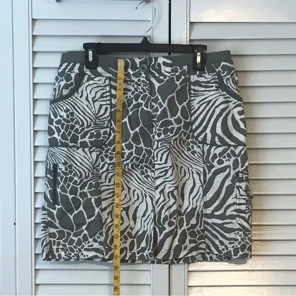 Chico's Green and Cream Animal Print Skirt - Picture 2 of 8